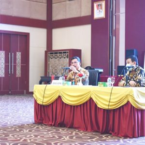 Sekda Pimpin Rapat Evaluasi Tim Gugus Kepri