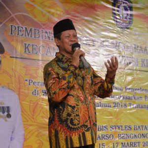 Isdianto Minta Camat Profesional dalam Kewenangan