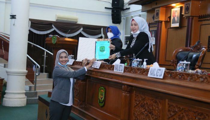 Paripurna DPRD,Perwako No. 56 tahun 2019 Minta Dirubah
