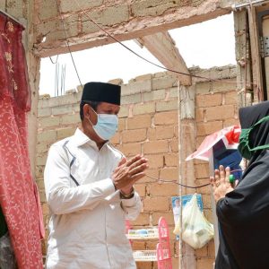 Warga Korban Angin Puting Beliung Terima Bantuan