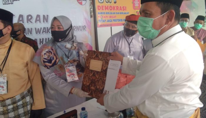 Pertama Daftar, KPU Nyatakan Berkas Paslon Ansar-Marlin Lengkap