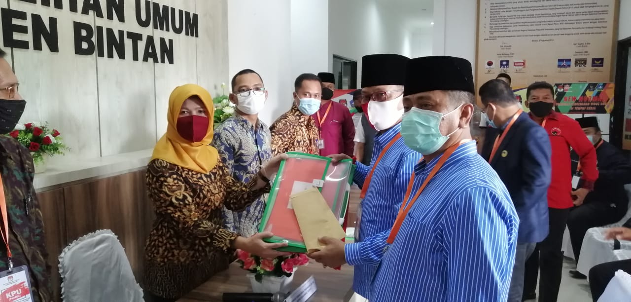 Didukung PDI P Dan Nasdem, Alias Wello-Dalmasri Syam Ikuti Pilkada Bintan