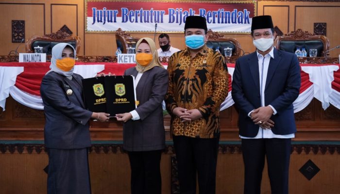 KUA dan PPAS Perubahan APBD 2020 Tanjungpinang Disepakati, Proyeksi Belanja Rp1,045 Triliun, Pendapatan Rp981 Miliar