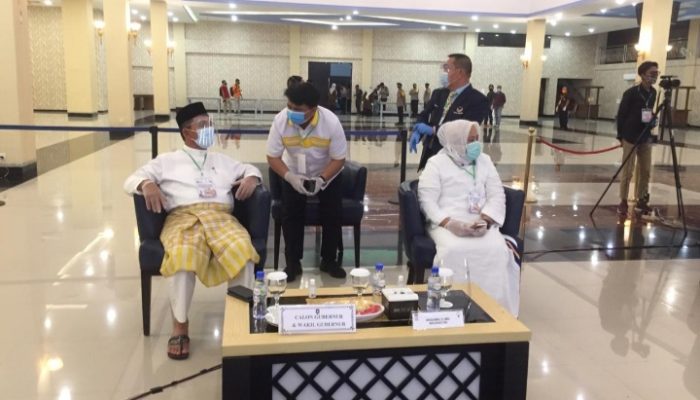 Paslon Ansar – Marlin  Pertama Tiba Di Ruang Pleno KPU