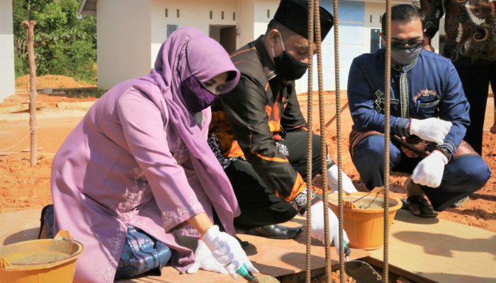 Peletakan Batu Pertama Pembangunan Mushola Al-Jami”