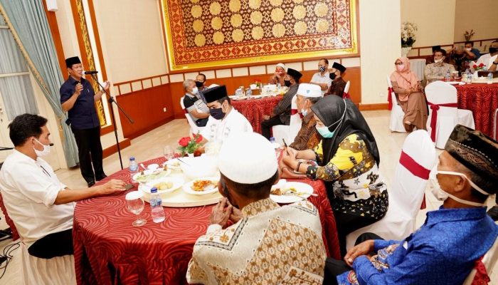 Isdianto dan Curhat Forum RT/RW Se-Tanjungpinang