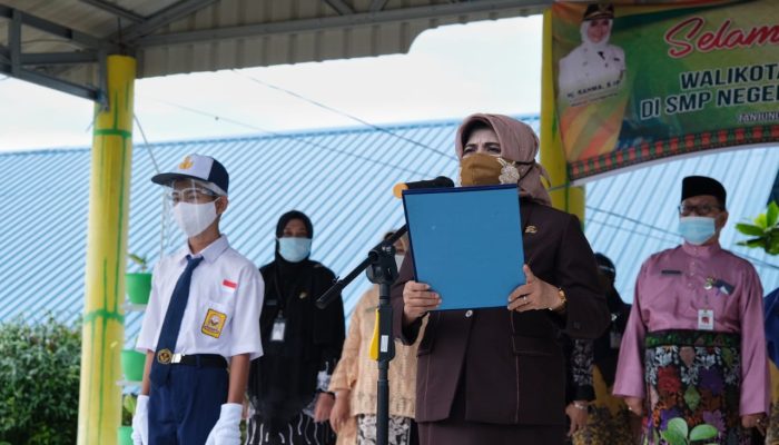 Tinjau Uji Coba Belajar Tatap Muka,Walikota : Ikuti Prokes Dalam Proses Belajar Mengajar
