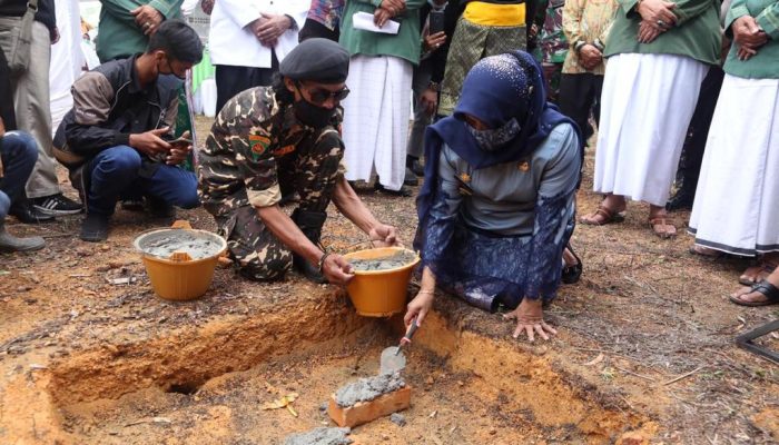 Rahma Peletakan Batu Pertama Gedung Graha PCNU Tanjungpinang