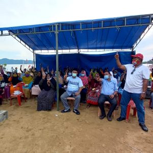 Cawagub Kepri Iman Sutiawan Kunjungi Pulau Moro Dalam, Tanah Lahir Nurdin Basirun