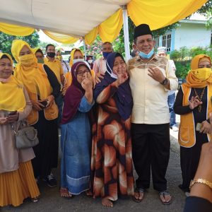 Doa Warga Iringi Ansar-Marlin Ikuti Pilkada Kepri