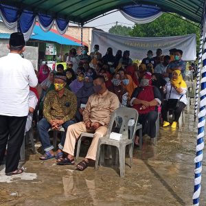 Meski Hujan Deras, Warga Sei Lekop Batam Antusias Sambut Ansar Ahmad