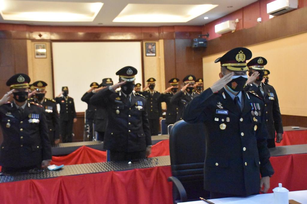 Peringati Hari Pahlawan 10 November,Polres Tanjungpinang Ikuti Upacara Ziarah Nasional Secara Virtual