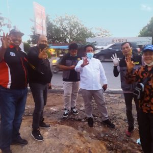 Demi Ansar – Marlin, Ketua dan Sekretaris Golkar Kepri Turun Langsung Ke Masyarakat
