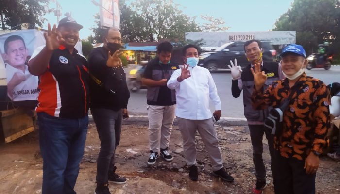 Demi Ansar – Marlin, Ketua dan Sekretaris Golkar Kepri Turun Langsung Ke Masyarakat