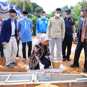 Peletakan Batu Pertama Pembangunan Gedung Sekolah Karakter SD Islam Al-Faatih