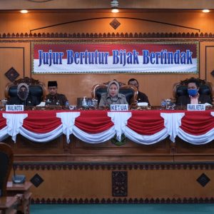Rapat Paripurna Terbuka : Walikota Sampaikan Usulan Enam Ranperda Inisiatif
