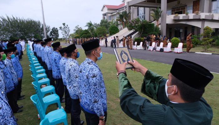 Terapkan Prokes, 272 Pejabat Administrator dan Pengawas Dilantik Di Halaman Kantor Walikota
