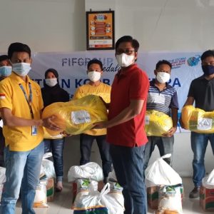FIFGROUP Salurkan Bantuan Korban Banjir dan Gempa di 10 Titik di Indonesia