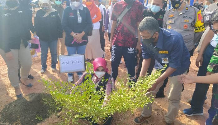 HPN 2021, PWI Bersama Walikota Tanjungpinang Tanam Pohon