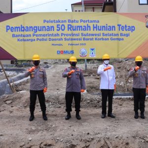Gubernur Sulsel dan Kapolri Bangun 50 Rumah Korban Gempa di Sulbar