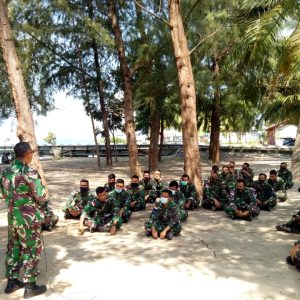 Kadiskum Lantamal IV Beri Pembekalan Hukum Di Pelatihan VBSS