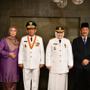 Inilah Nama-nama Yang Dampingi Ansar-Marlin Ketika Dilantik di Istana Negara