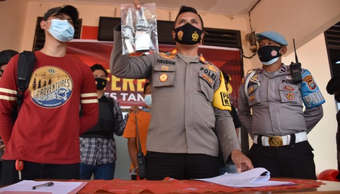 Polsek Tanjungpinang Timur Amankan Pelaku Pembakar Lahan