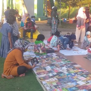 Kedai Baca Laman Boenda Batu 10 Diminati Pengunjung