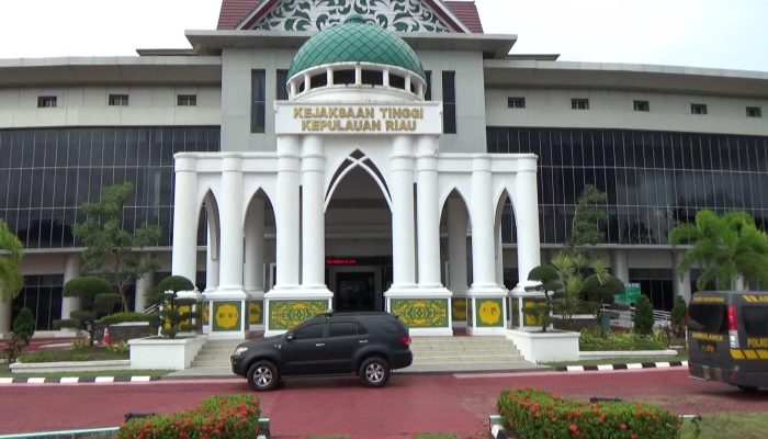 4 Kepala Kajaksaan Negeri Di Kepri Dilantik