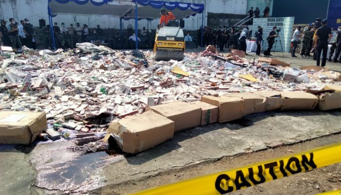 BC Tanjungpinang Musnahkan BMN Senilai Rp3.578.789.227,-