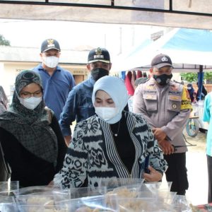 Rahma Bantu Kuali untuk Pelaku Usaha Keripik dan Peyek