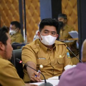 Rapat OPD, Wabup Bintan Tegaskan Program OPD Harus Tepat Waktu