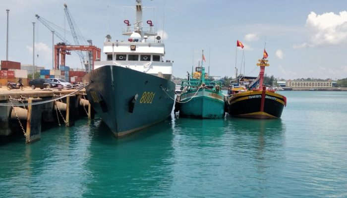 Baharkam Polri Amankan 2 Unit Kapal Ikan Berbendera Vietnam