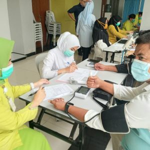 Putus Mata Rantai Penyebaran Covid-19, Pengurus SMSI Kota Batam Divaksin
