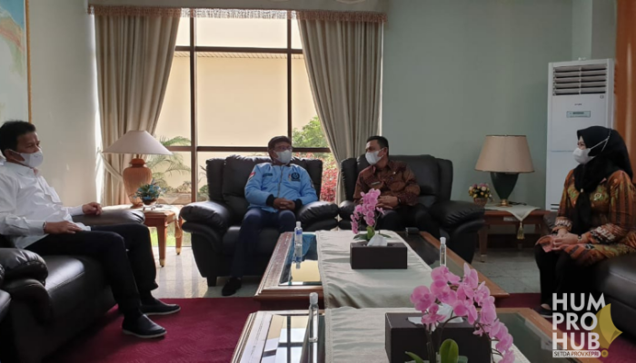 Menkominfo Bersama Gubernur Kepri Peletakan Batu Pertama Pembangunan 17 Tower BTS Di Natuna