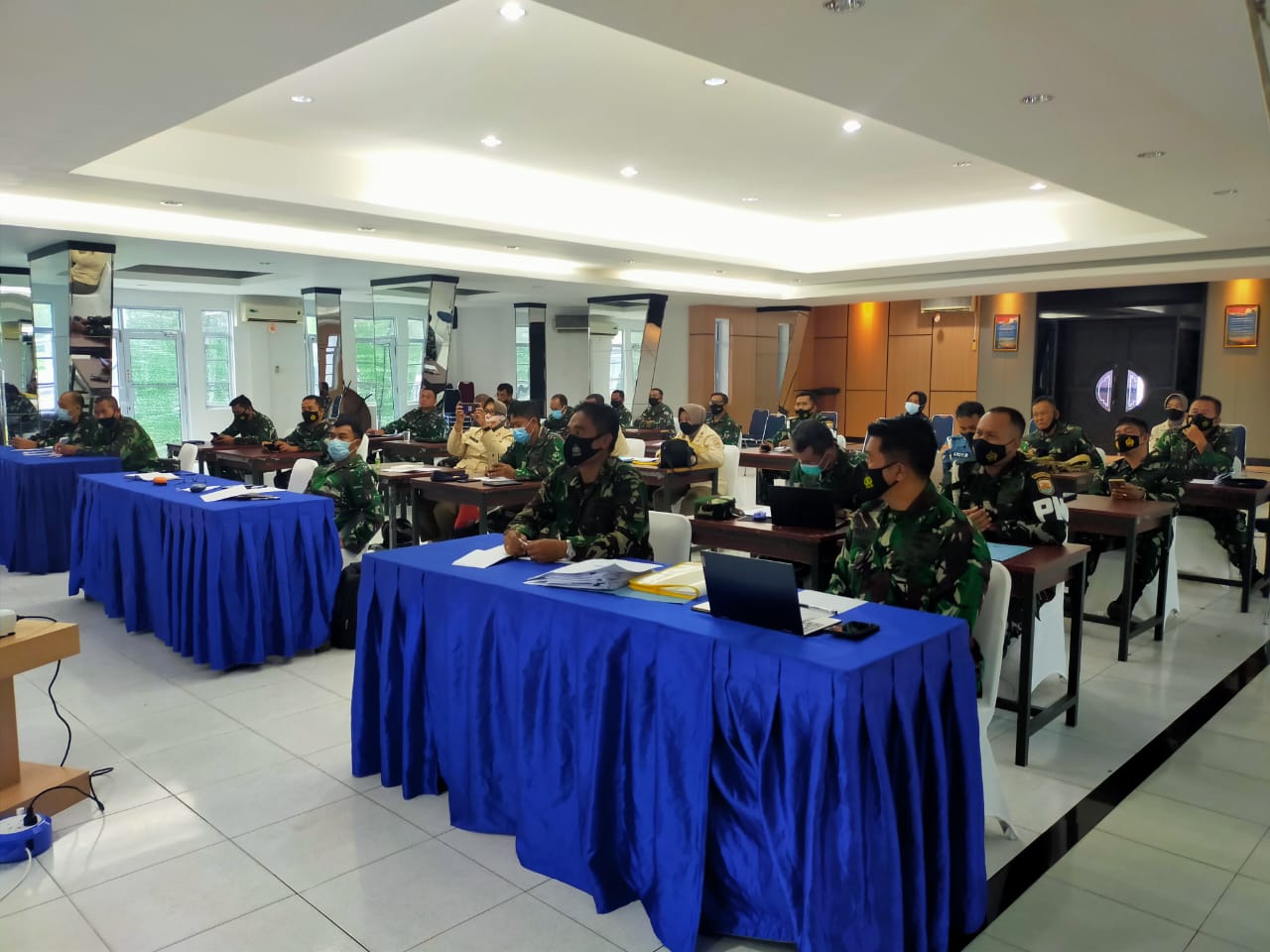 Lantamal IV Laksanakan Bimtek Yanlik Dan Manajemen Resiko Jelang ZI