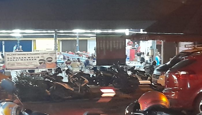 Kedai Kopi Dipaksa Tutup Kim Bebas Buka