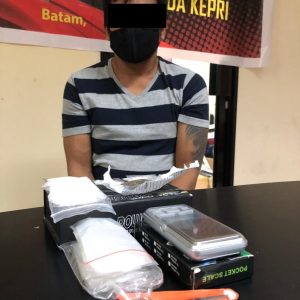 Ditresnarkoba Polda Kepri Amankan Pemilik Sabu 49,42 Gram Dan Ganja 2,65 Gram