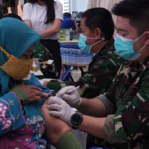 Masyarakat Antusias Mengikuti Vaksinasi Digelar Asparnas Kepri