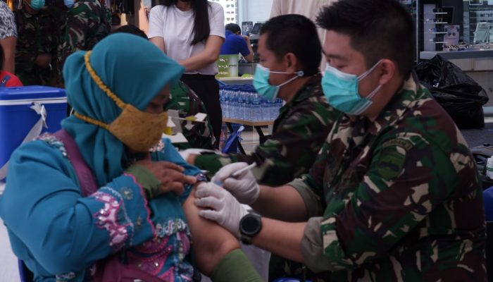 Masyarakat Antusias Mengikuti Vaksinasi Digelar Asparnas Kepri