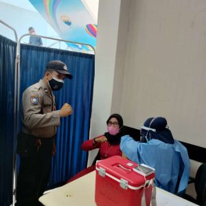 2.000 Orang Ikuti Vaksinasi Serentak