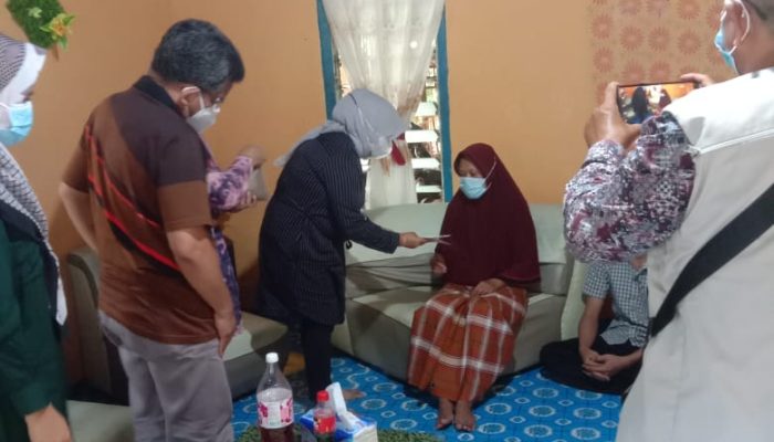 Pemko Tanjungpinang Fasilitasi Pengobatan Pasien Tumor Ganas di Batam