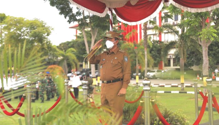 Gubernur Ansar Ahmad Pimpin Apel Gelar Pasukan Operasi Ketupat Seligi 2021