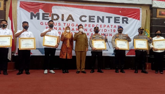 8 Personil Polres Karimun Terima Penghargaan Dari Pemprov Kepri, Berdedikasi Tangani Kekerasan Perempuan Dan Anak 