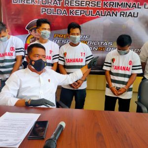 Dit Reskrimum Polda Kepri Bekuk Dua Pelaku Curas Dan Dua Penadah 