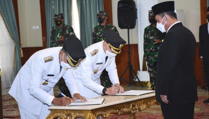 Gubernur Kepri Lantik Bupati Dan Wakil Bupati Natuna