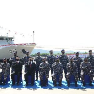 Aslog KASAL Luncurkan Kapal Patroli Cepat PC 40 M Di Batam