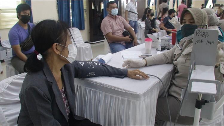 504 Warga Ikuti Vaksinasi Massal Digelar Polda Kepri