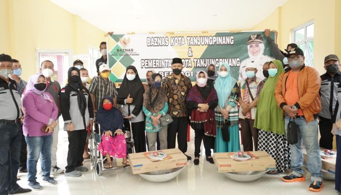 Rahma Bantu Renovasi RTLH Dan Alat Rumah Tangga di Teluk Keriting