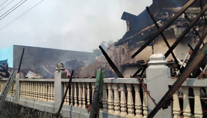 2 Rumah Terbakar Tanpa Korban Jiwa